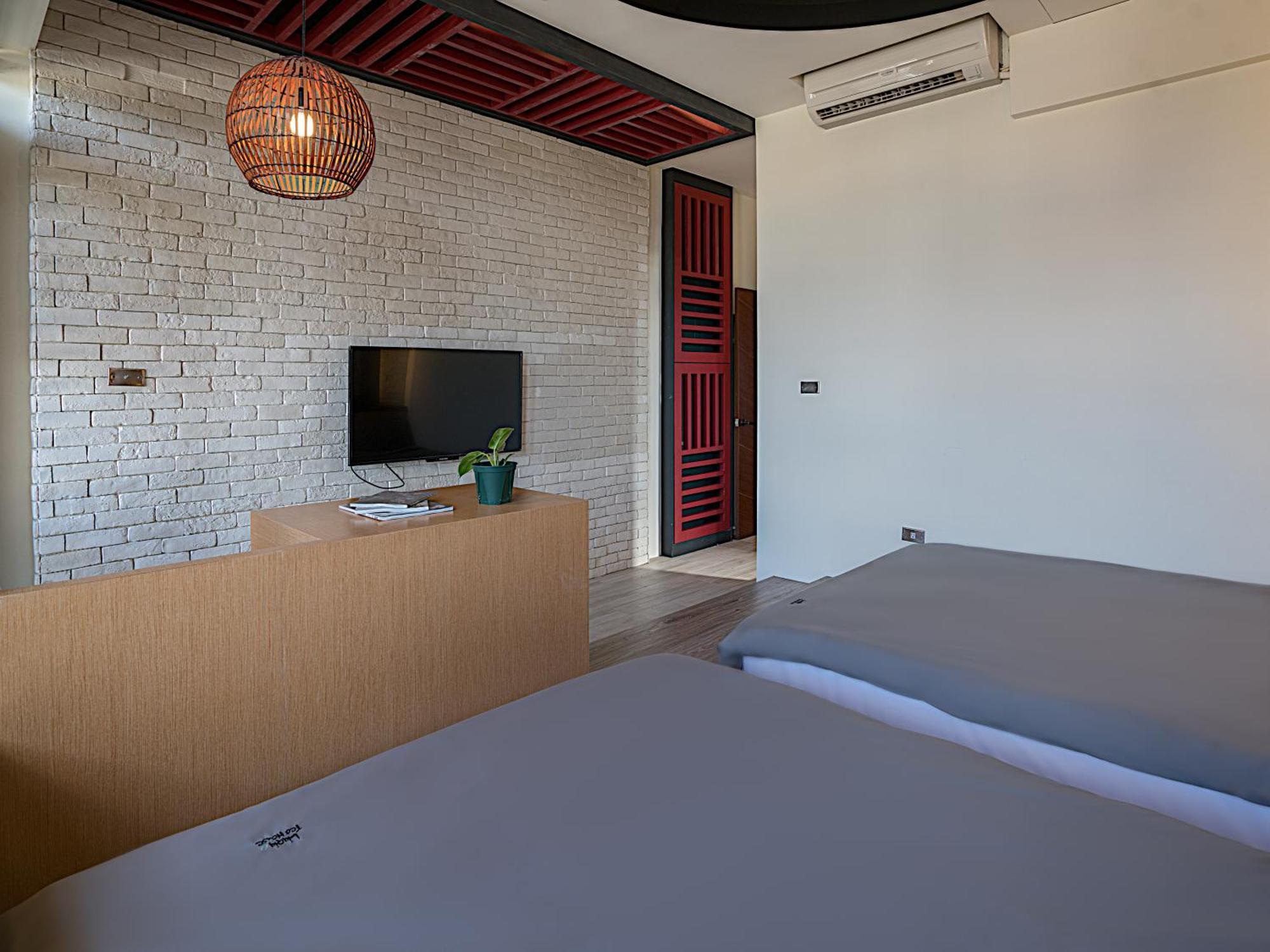 琉球茶室 現代館 Bed and Breakfast Xiaoliuqiu Εξωτερικό φωτογραφία
